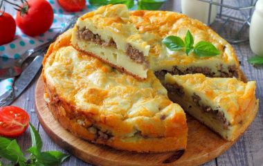 Заливной картофельный пирог Заливной картофельный пирог